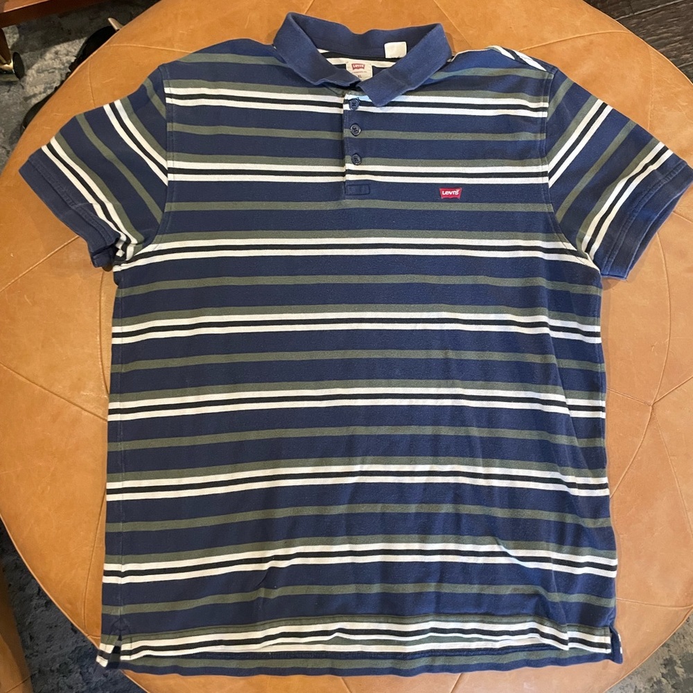 levi’s polo size xl